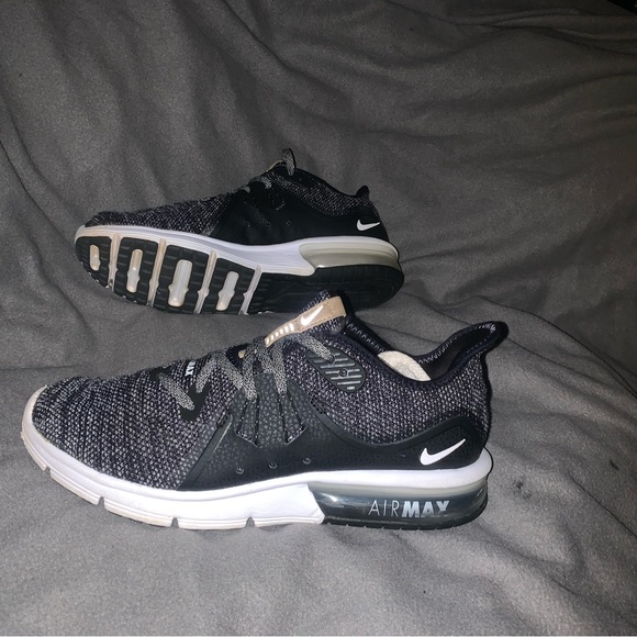 Nike Air Max women’s 8.5 like new - Picture 2 of 5